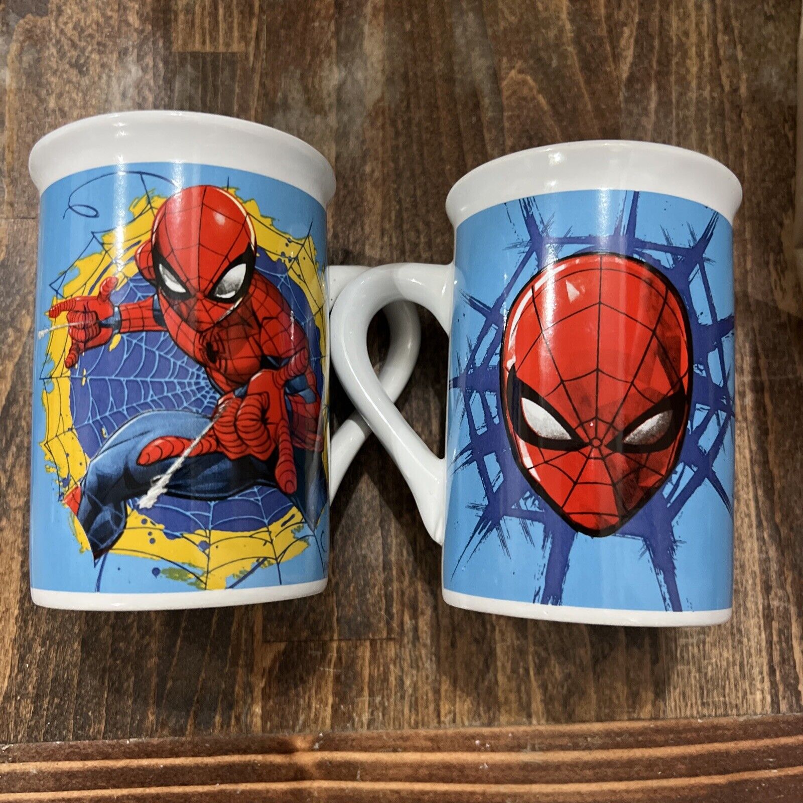 Marvel Spiderman 2017 Frankford Candy Coffee Mug Cup Set Of Two Great Condition