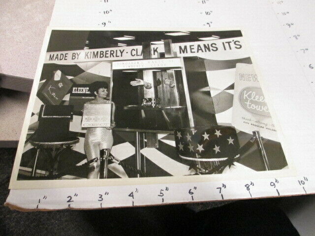 Kimberly Clark Photo Magical Prod Mark Wilson 1964 Robotic Mechanical Display