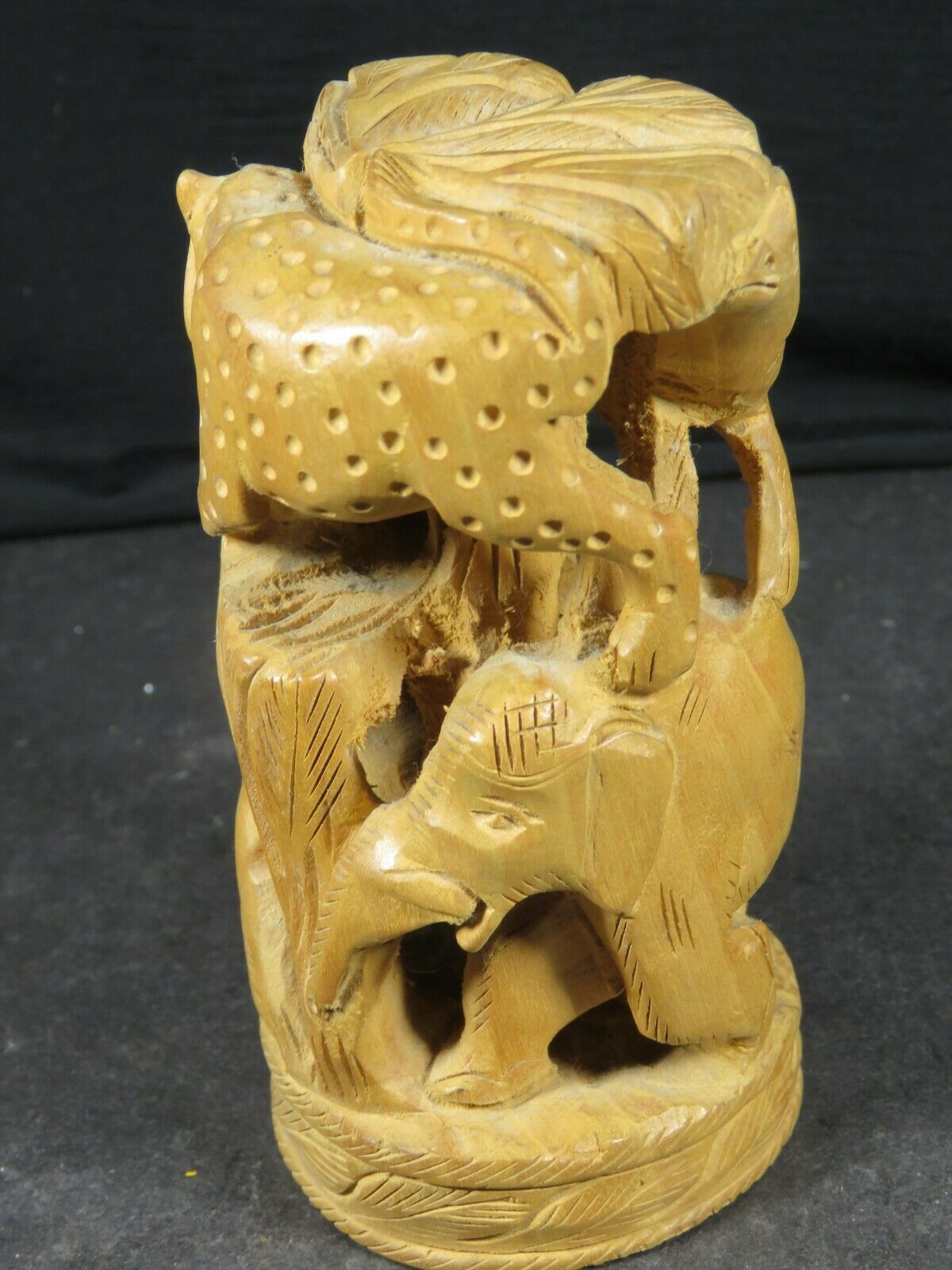 Vintage Hand Carved Wooden Circle Of Life Figure Lion Elephant Cheetah B1503